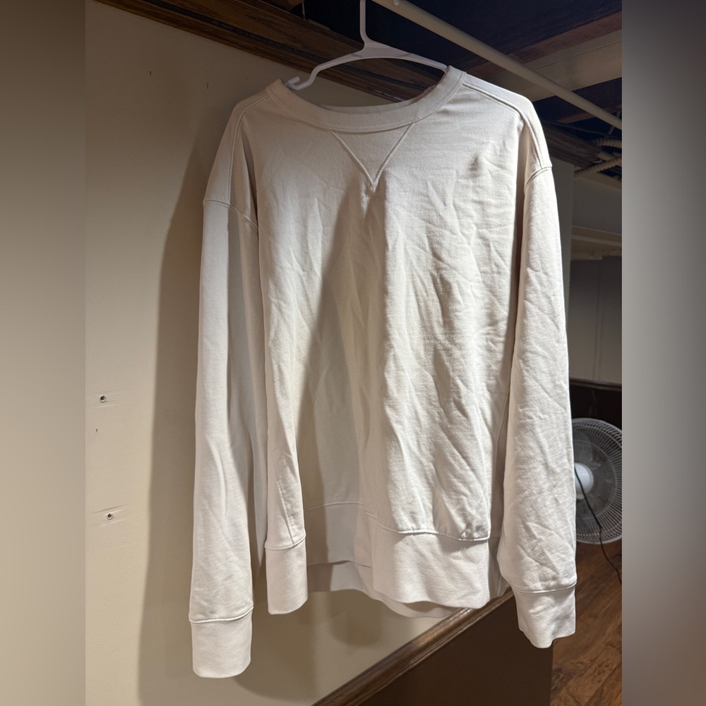 Men’s Banana Republic Cream Long Sleeve Sweatshirt